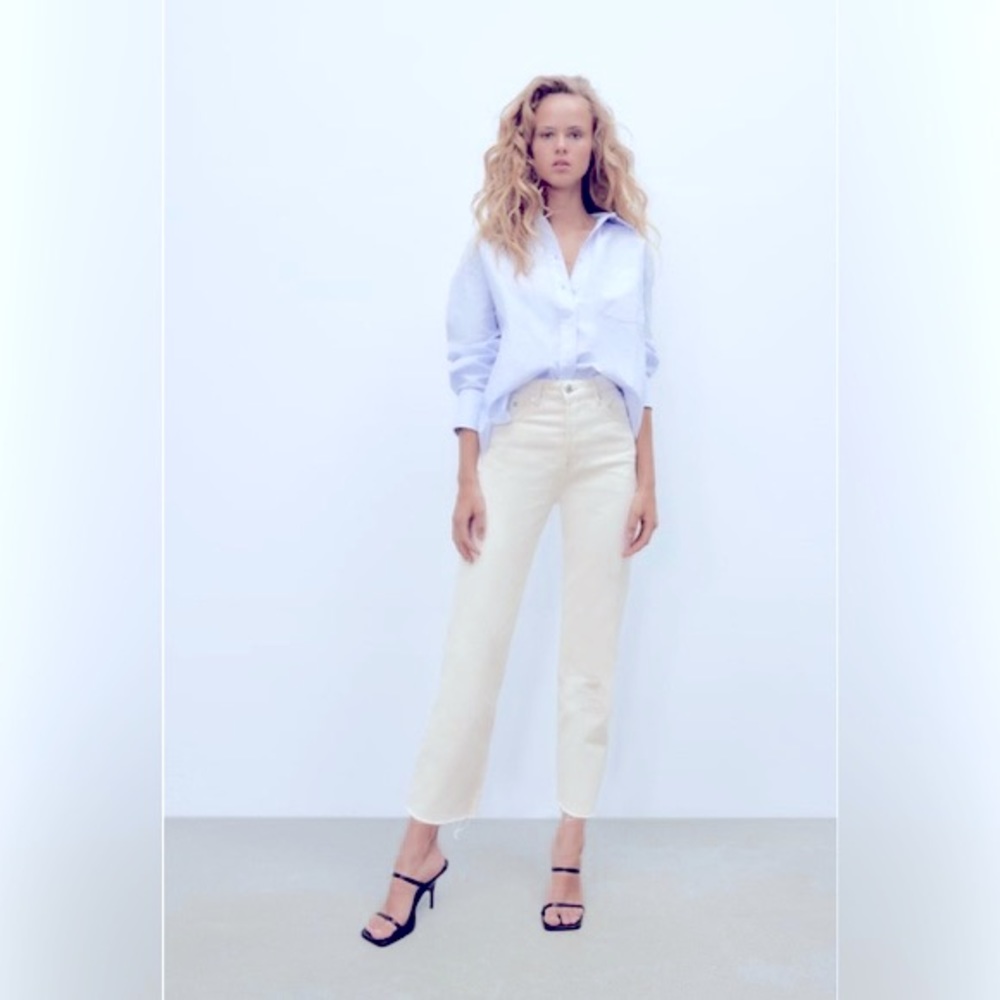 NWT ZARA HIGH RISE STRAIGHT JEANS Bone color SZ 6